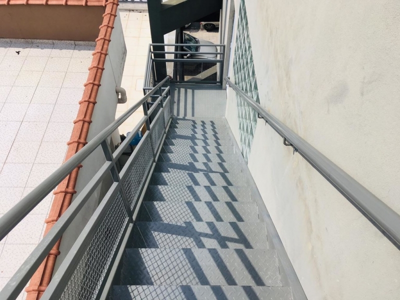 Loja de Corrimão em Aço Galvanizado Itaquera - Corrimão em Aço Galvanizado Loja de Corrimão em Aço Galvanizado Itaquera - Corrimão em Aço Galvanizado