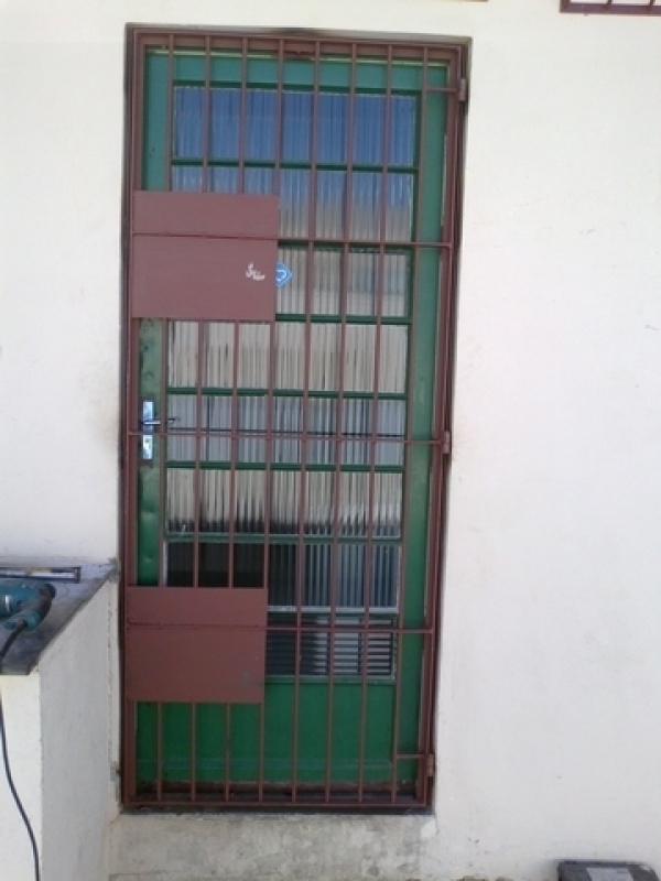 Serralheria Grade para Porta Preço Zona Leste - Serralheria de Alumínio Serralheria Grade para Porta Preço Zona Leste - Serralheria de Alumínio