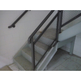 escada metálica viga central preço Ponte Rasa