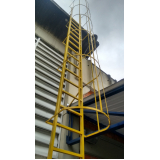 escadas metálicas externas Parque São Lucas